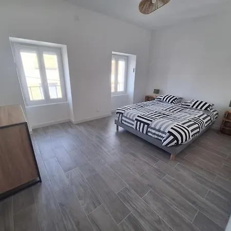 65m2 De Roussillon * Le Péage-de-Roussillon